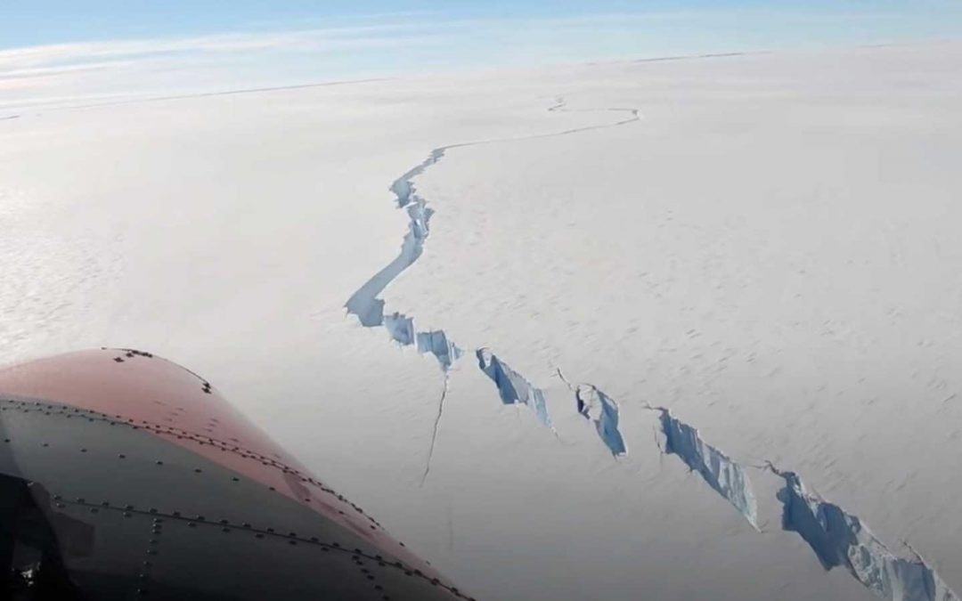 Iceberg del tamaño de CDMX se desprende de la Antartida